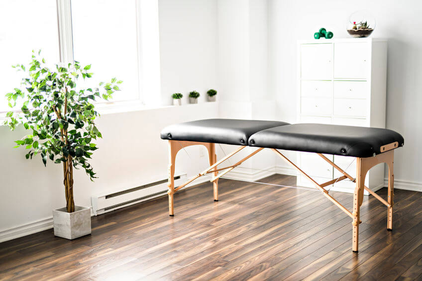 Matériel kiné : la table de massage pliante